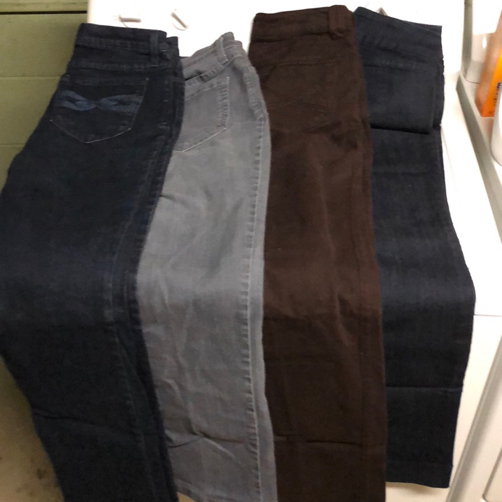Lot of four Not Your Daughters Jeans